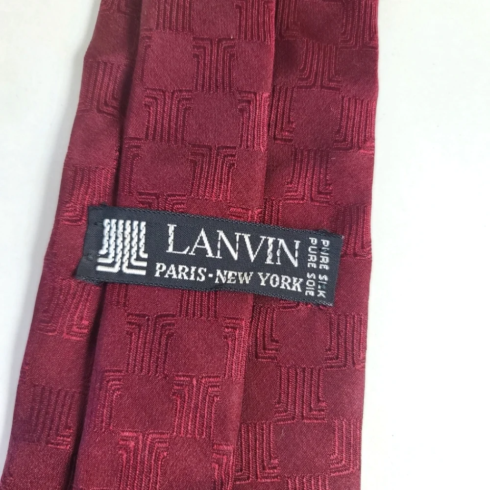 LANVIN PARIS Men's Luxury Silk  Neck Tie